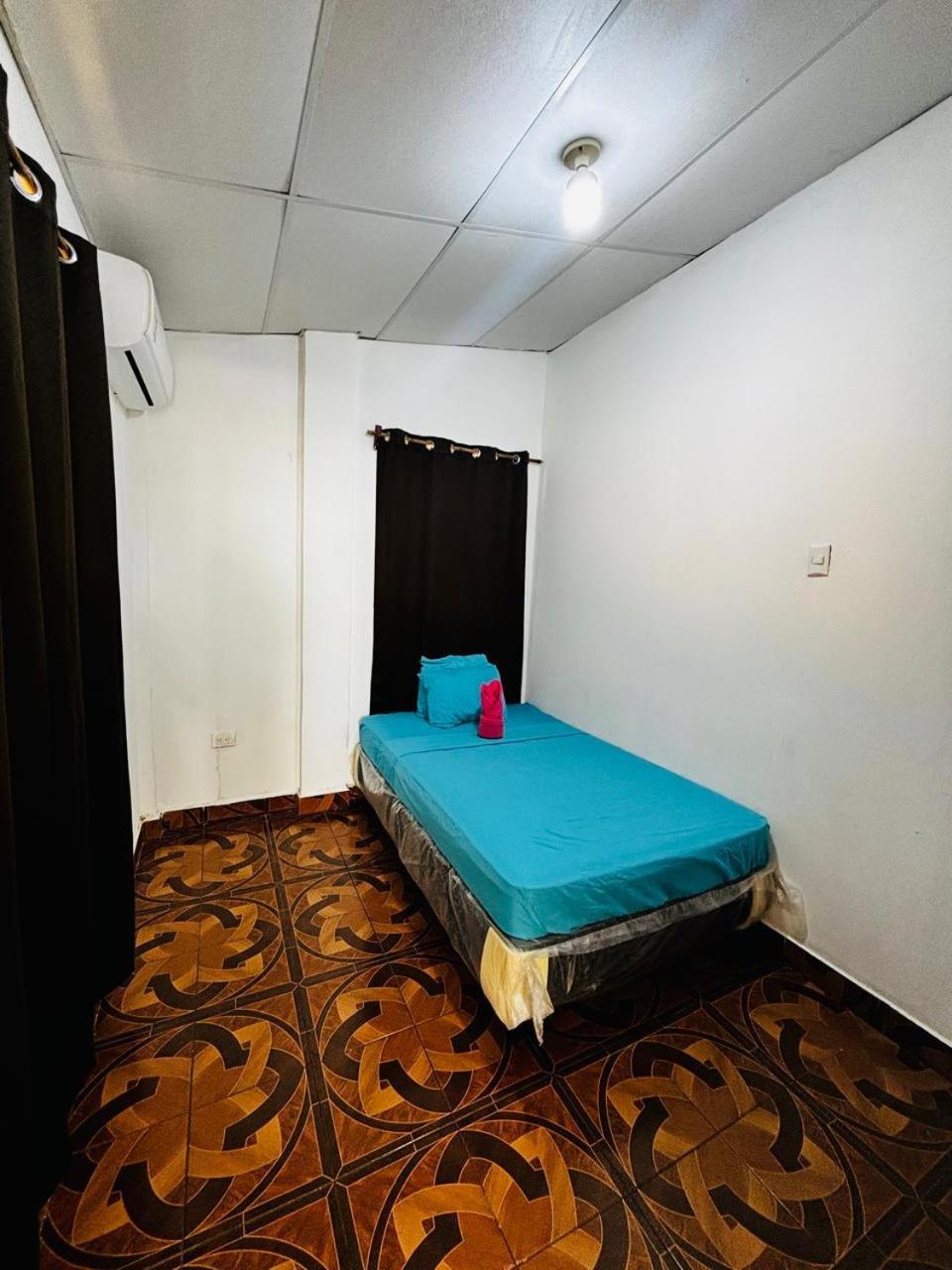 La Casona Sv Hostal La Libertad Extérieur photo